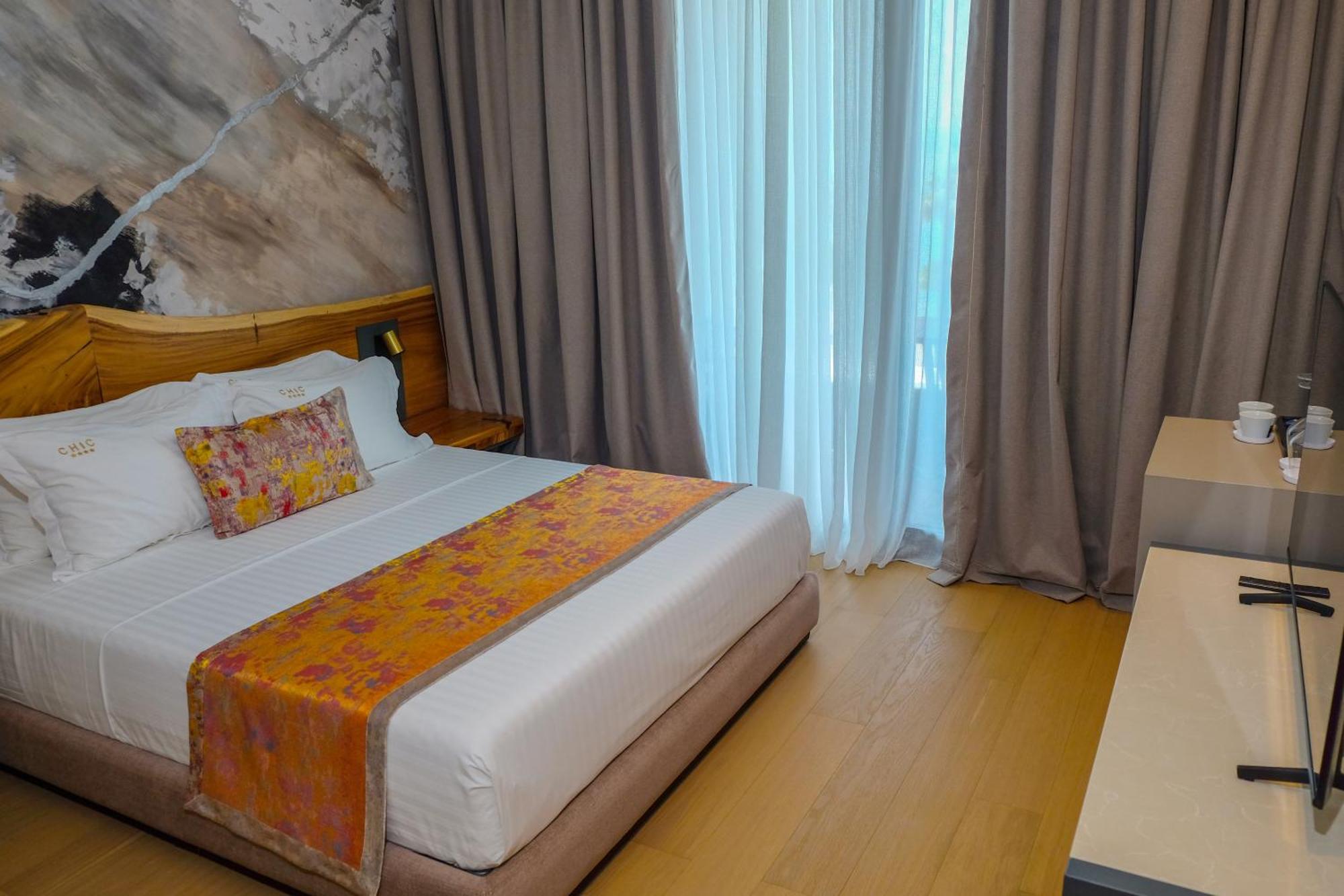 Chic Boutique Hotel Vlore Vlorë Exterior foto